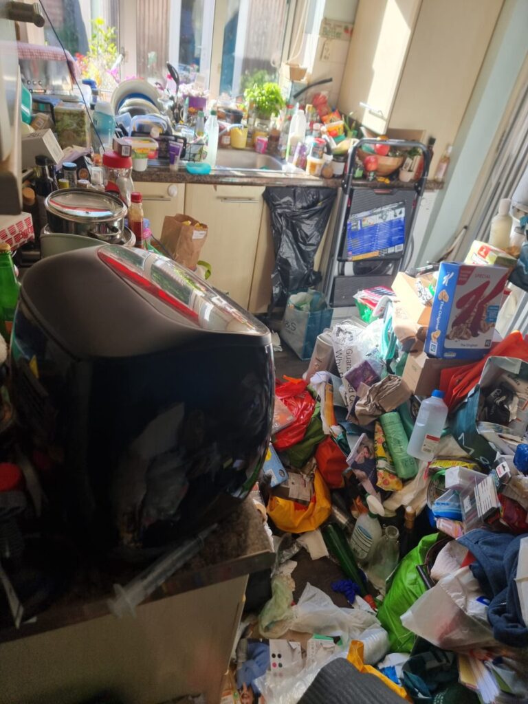 Extreme house clearance before: First Case Study - Kitchen